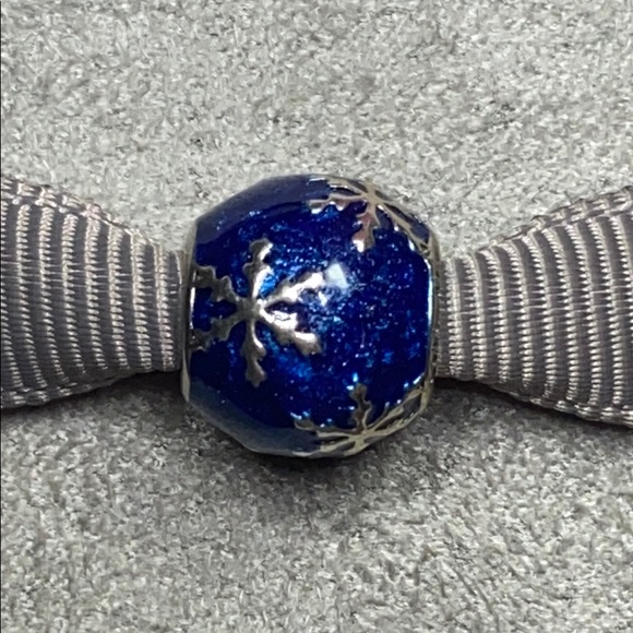 PANDORA SS Wintry Delight Midnight Blue Charm, EUC - Picture 2 of 7